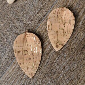 Neutral Cork Drop Earrings | Gold Accent | Lightweight Everyday Style